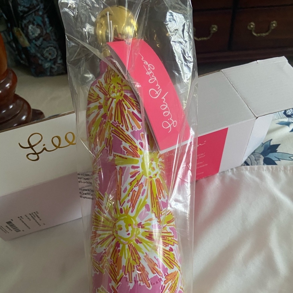 Lily Pulitzer Squeeze the Day Water Bottle